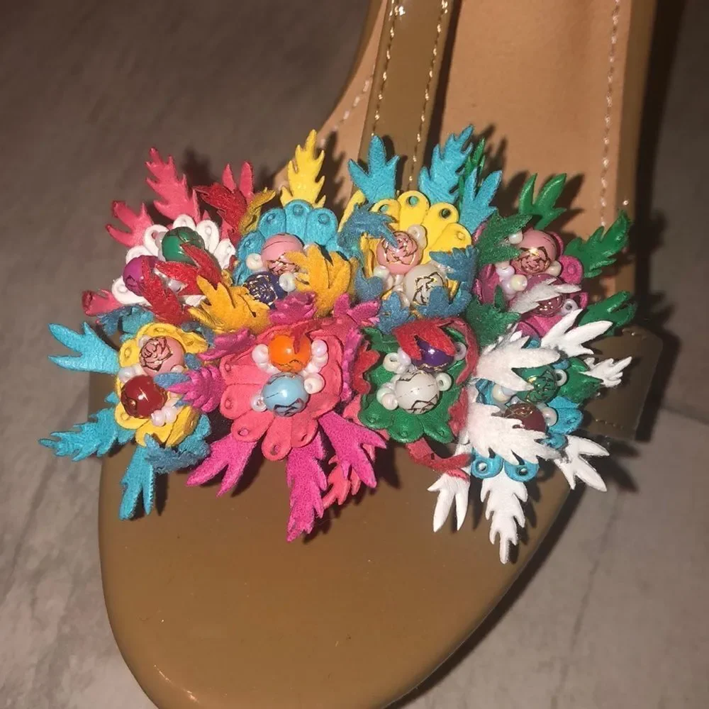 Multi color beaded chunky heels - Picture 6 of 8